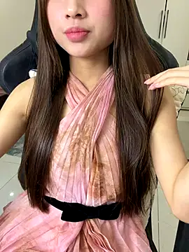 Snapshot of __Lilybae__ chatting on November 2025 05:35:02 AM Lilybae online show from November 2025 05:35:02 AM