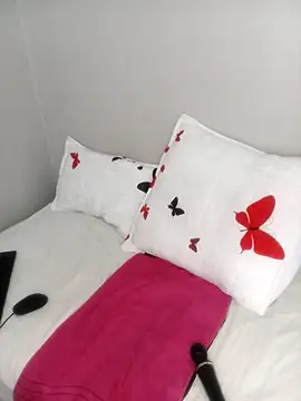 CocoCaramel-X online show from December 2025 05:47:01 AM