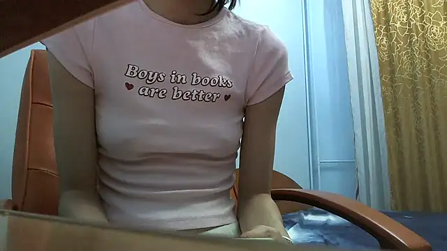 andreea713 online show from February 2026 02:43:02 PM