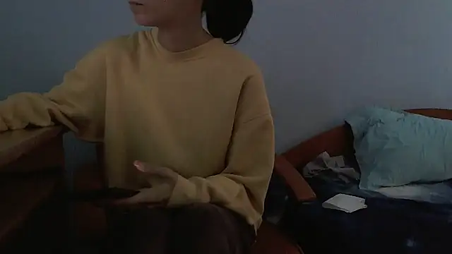 andreea713 online show from March 2026 02:55:01 PM