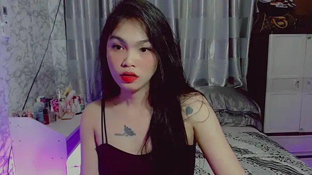 Snapshot of _Lachica_ chatting on May 2026 04:58:02 PM Lachica online show from May 2026 04:58:02 PM