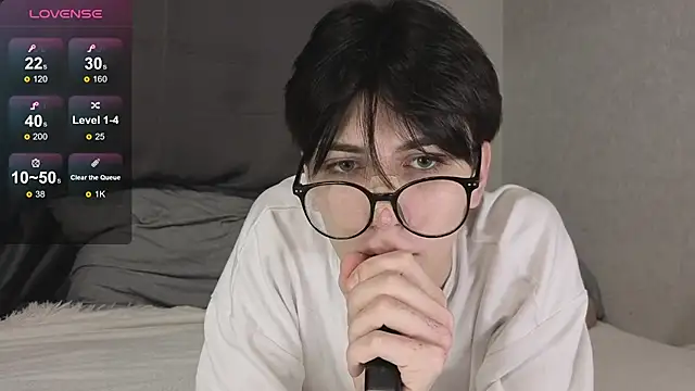 Oliver star boy  online show from December 2025 11:34:02 PM