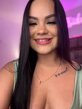 amber white15 online show from November 2025 04:15:02 AM