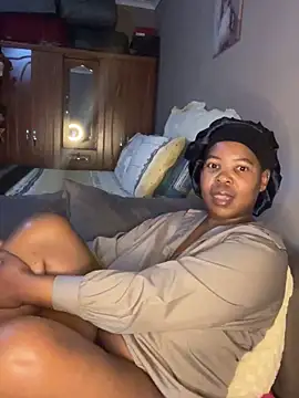 SweetCandy84 online show from November 2025 09:37:02 AM