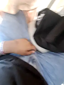 Snapshot of chrisxxc chatting on October 2025 12:41:02 PM chrisxxc online show from October 2025 12:41:02 PM