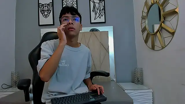 adams bobby online show from March 2026 11:06:02 AM