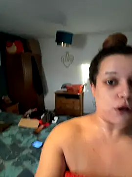 BubblesLovexox online show from November 2025 03:05:01 PM