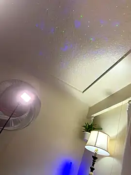 Snapshot of LadyCiaraLux chatting on November 2025 05:31:02 AM LadyCiaraLux online show from November 2025 05:31:02 AM