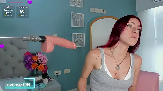 Snapshot of Luna_Raay chatting on February 2026 06:08:01 PM Luna Raay online show from February 2026 06:08:01 PM