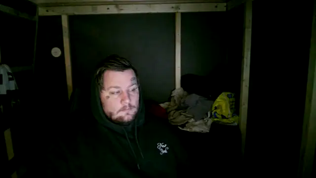 Snapshot of SWEDEN933 chatting on October 2025 02:52:01 AM SWEDEN933 online show from October 2025 02:52:01 AM