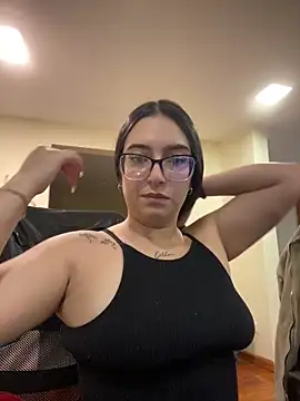 Kloe Novoa online show from March 2026 01:25:01 PM