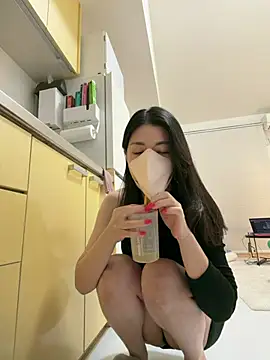 Snapshot of akimix_xoxo chatting on March 2026 04:14:01 PM akimix xoxo online show from March 2026 04:14:01 PM