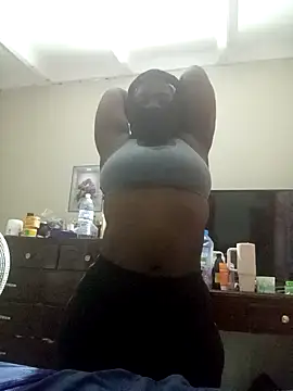 Snapshot of kitty_henni chatting on October 2025 07:16:01 AM kitty henni online show from October 2025 07:16:01 AM