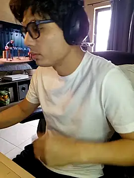 Ais B10 online show from March 2026 08:01:02 PM