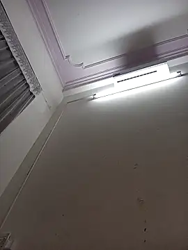 ezabel- online show from November 2025 01:24:02 PM