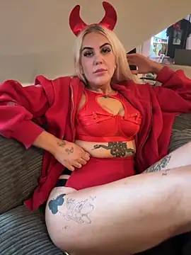 MissyLxox online show from October 2025 11:44:01 AM