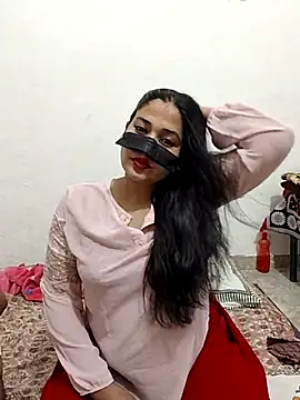 Snapshot of Heena-143 chatting on April 2026 09:01:02 AM Heena-143 online show from April 2026 09:01:02 AM