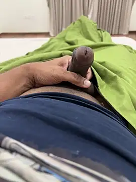 Raj3090 online show from November 2025 05:29:02 PM