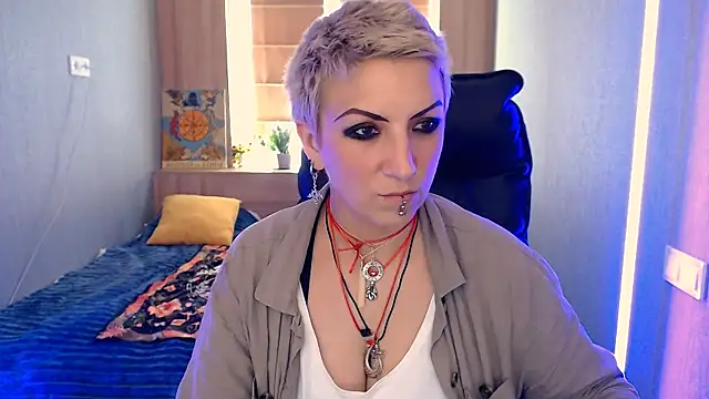 Snapshot of Sweet-n-Strong chatting on June 2026 10:58:01 AM Sweet-n-Strong online show from June 2026 10:58:01 AM