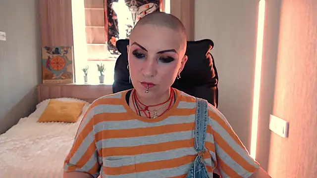 Snapshot of Sweet-n-Strong chatting on July 2026 11:23:01 AM Sweet-n-Strong online show from July 2026 11:23:01 AM