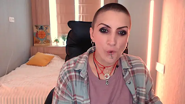 Snapshot of Sweet-n-Strong chatting on July 2026 11:05:02 AM Sweet-n-Strong online show from July 2026 11:05:02 AM