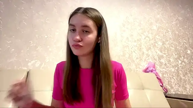 CurelJuule online show from October 2025 01:18:02 PM