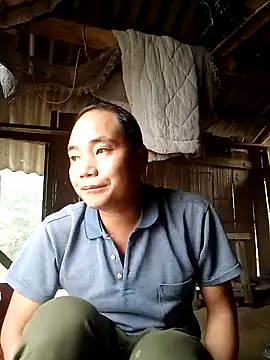 Mis2352 online show from October 2025 01:24:02 AM