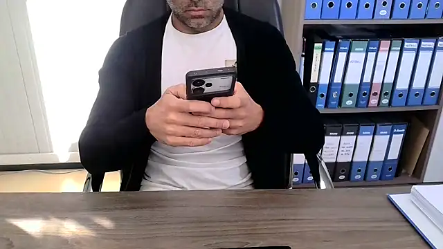 Evasionee online show from October 2025 07:21:02 AM