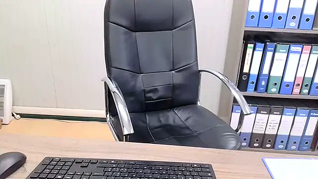 Evasionee online show from March 2026 08:22:02 AM