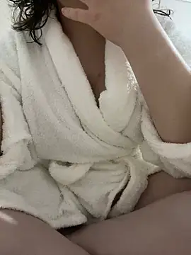 Snapshot of Angeldoram chatting on February 2026 07:35:01 PM Angeldoram online show from February 2026 07:35:01 PM