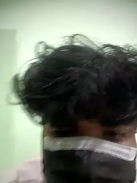 kriZ08 online show from October 2025 04:52:01 PM