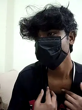 kriZ08 online show from February 2026 05:09:02 PM