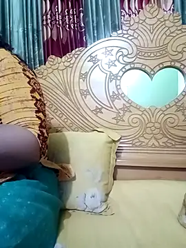 Snapshot of Nupur-00 chatting on November 2025 10:14:02 PM Nupur-00 online show from November 2025 10:14:02 PM