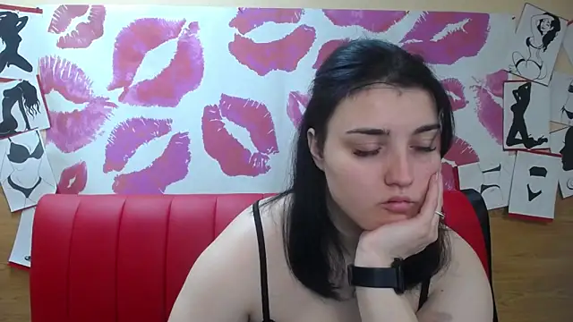 ScarletCargo online show from November 2025 06:13:01 AM