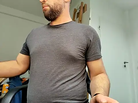 stripcumboy online show from October 2025 06:04:01 PM