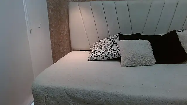 AliceSmity  online show from April 2026 11:58:01 AM