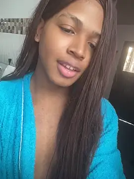 Snapshot of cherxyl_royal chatting on April 2026 08:26:01 PM cherxyl royal online show from April 2026 08:26:01 PM
