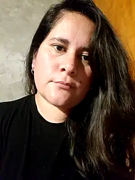 Clara Arg online show from December 2025 12:04:02 AM