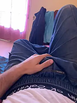 Snapshot of Unique-Man chatting on February 2026 01:07:01 PM Unique-Man online show from February 2026 01:07:01 PM