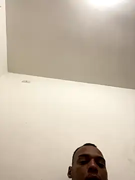 pirocudo121 online show from November 2025 06:00:02 AM