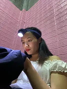 Yunzang online show from December 2025 01:30:01 PM