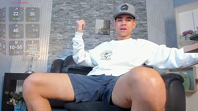 Snapshot of zack_joness18 chatting on February 2026 03:36:02 AM zack joness18 online show from February 2026 03:36:02 AM