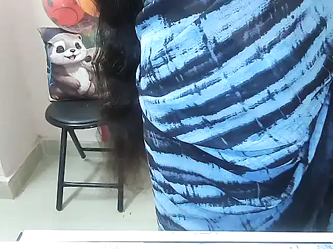 lo e shreya online show from November 2025 03:41:01 AM