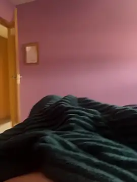 AndresFerreira1 online show from October 2025 12:18:02 PM