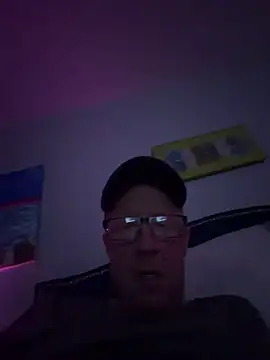 krisdeanbb online show from April 2026 04:23:02 AM