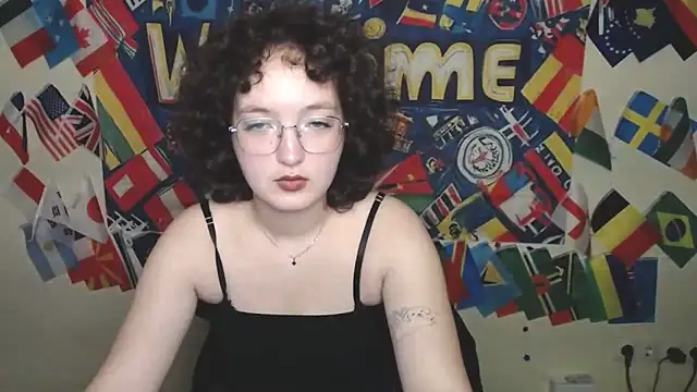 MissAriaa online show from November 2025 01:46:01 PM