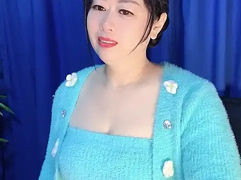 yaoyao22678 online show from November 2025 02:26:01 AM