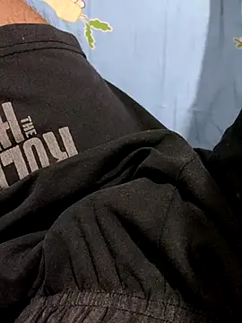 Snapshot of 00000sl chatting on November 2025 03:33:02 PM 00000sl online show from November 2025 03:33:02 PM