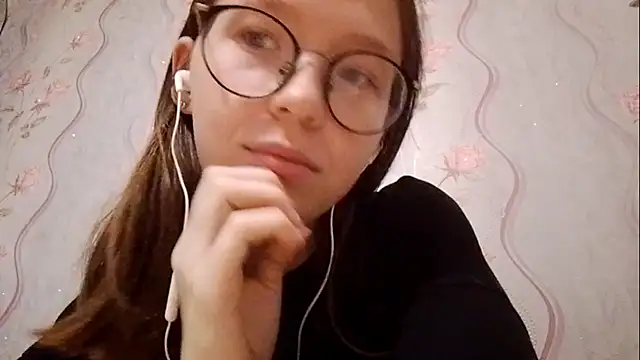 SalenaAhnell online show from October 2025 05:51:02 PM