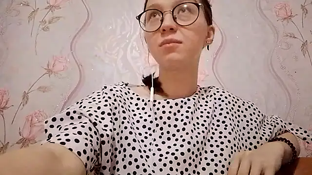 SalenaAhnell online show from October 2025 05:26:02 PM